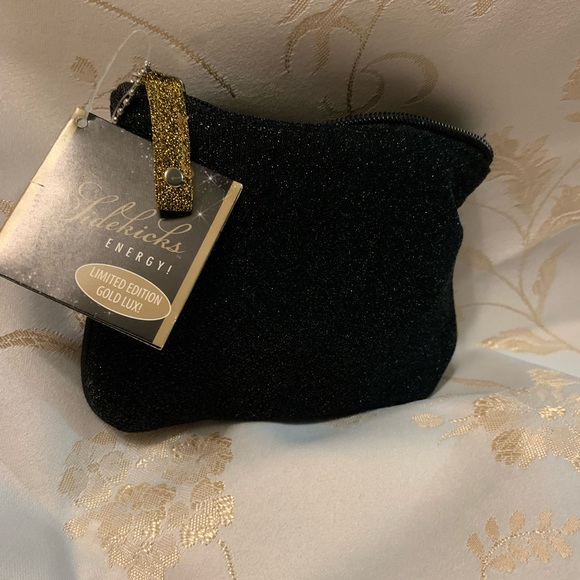 Fold Up Black and Gold Lurex Slipperss - Picture 5 of 13